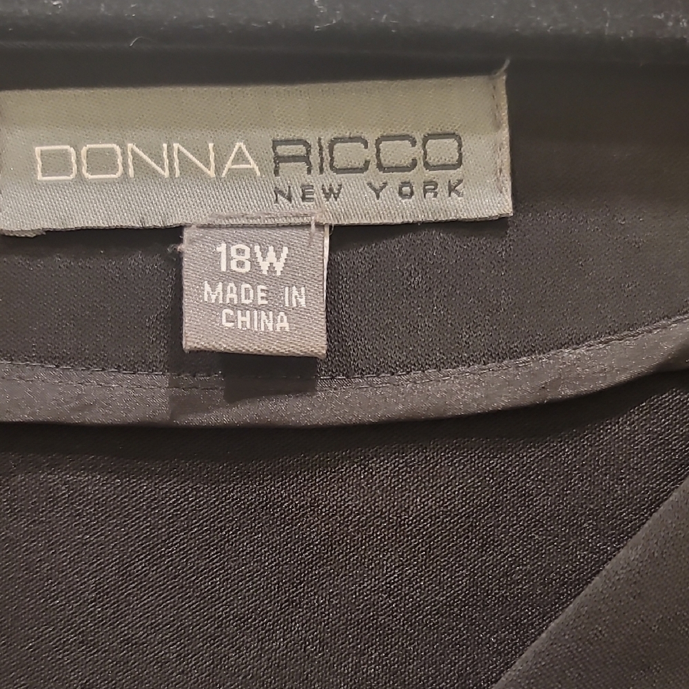 Donna Ricco Black Dress